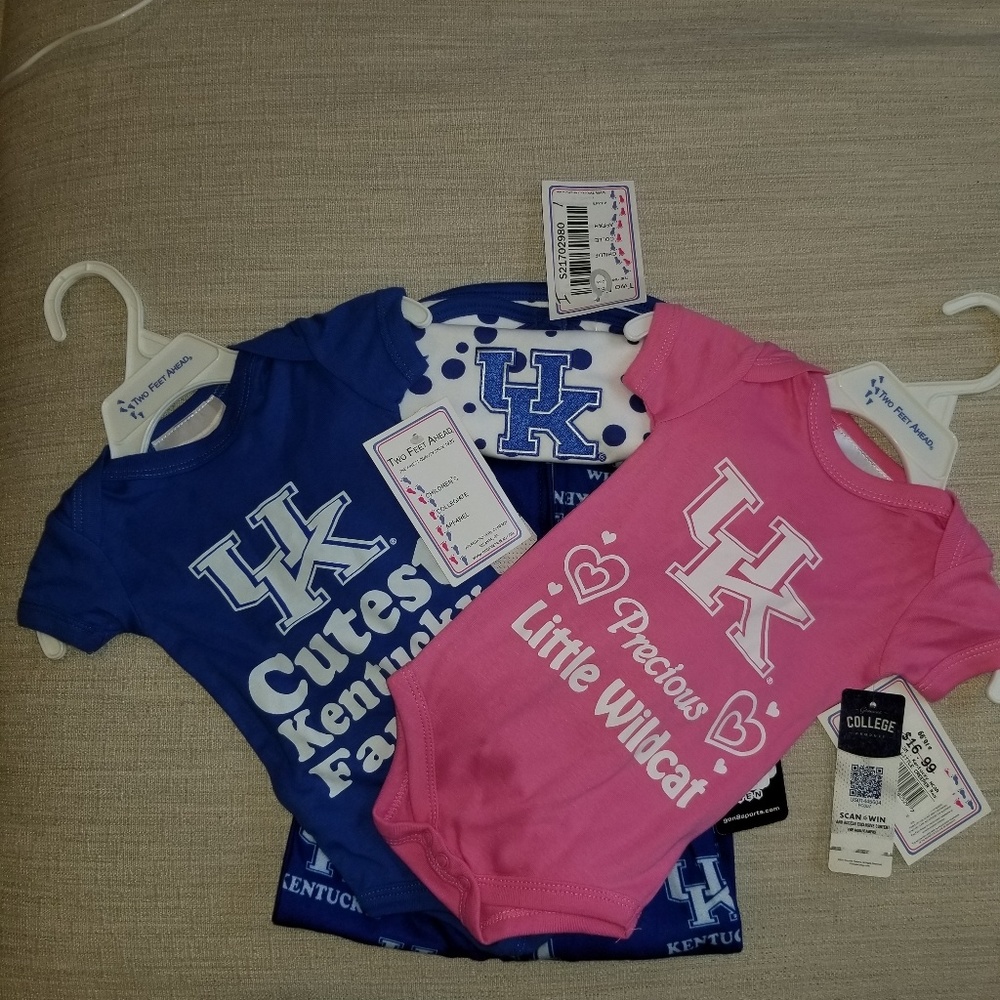 !!SOLD!!UK Wildcats baby bundle